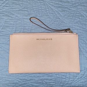 Michael Michael Kors Wristlet